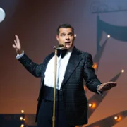 Palm Royale - galeria zdjęć - filmweb