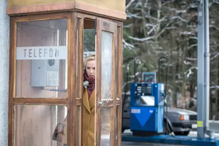 Czerwona linia - galeria zdjęć - filmweb