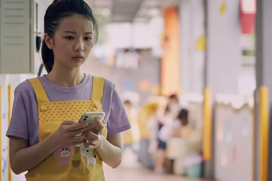 Wielki mały kłopot - galeria zdjęć - filmweb