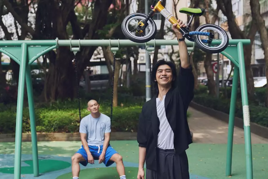 Wielki mały kłopot - galeria zdjęć - filmweb