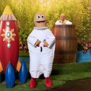 Kidding - galeria zdjęć - filmweb