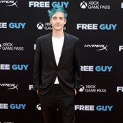 Free Guy - galeria zdjęć - filmweb