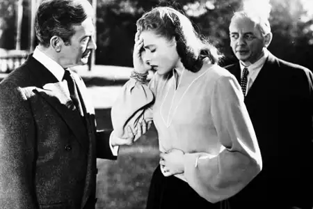 Osławiona - galeria zdjęć - filmweb