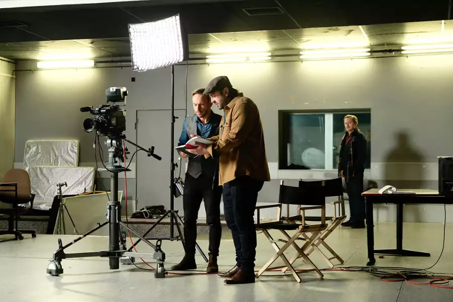 Piękni i bezrobotni - galeria zdjęć - filmweb
