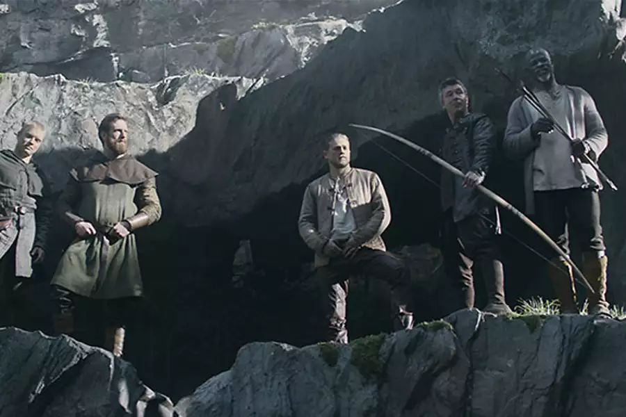 Król Artur: Legenda miecza - galeria zdjęć - filmweb