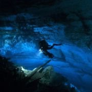 Sanctum - galeria zdjęć - filmweb