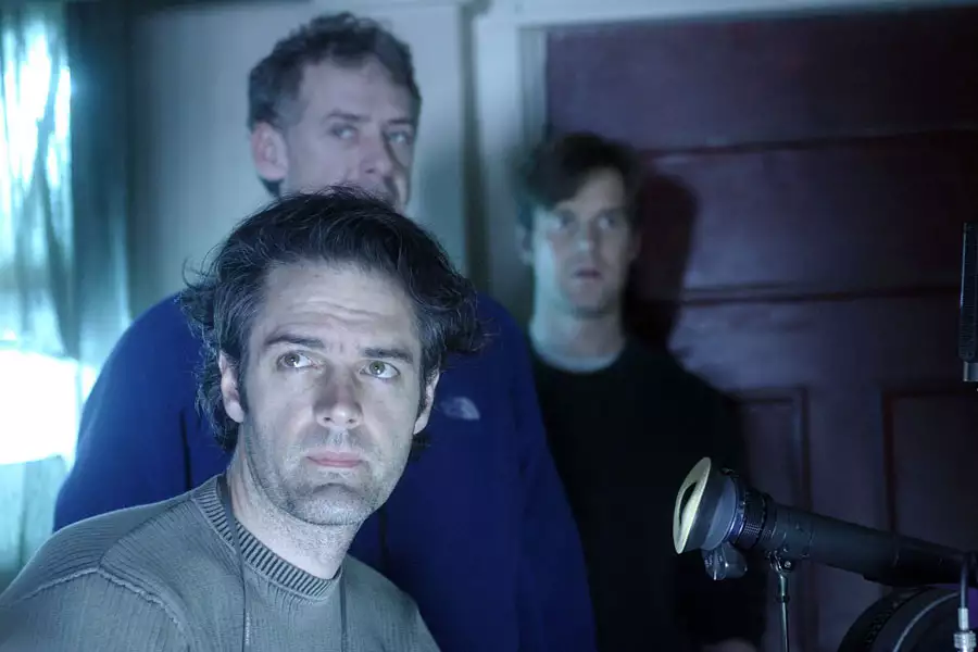 Civic Duty - galeria zdjęć - filmweb