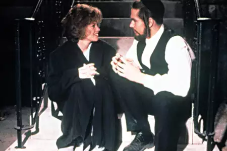 Obcy wśród nas - galeria zdjęć - filmweb