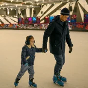 Świąteczny skok - galeria zdjęć - filmweb