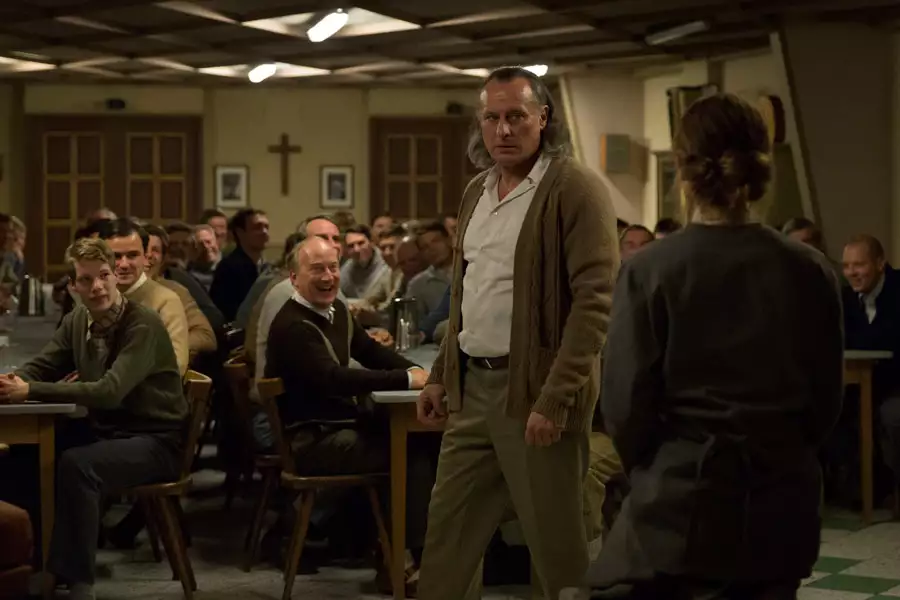 Colonia - galeria zdjęć - filmweb
