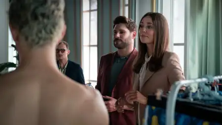Proud - galeria zdjęć - filmweb