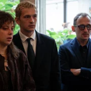 Proud - galeria zdjęć - filmweb