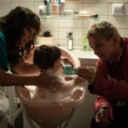 Proud - galeria zdjęć - filmweb