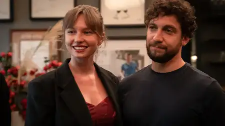 Proud - galeria zdjęć - filmweb