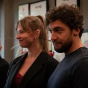Proud - galeria zdjęć - filmweb