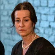 Proud - galeria zdjęć - filmweb