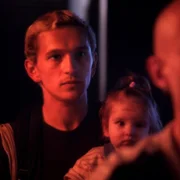 Proud - galeria zdjęć - filmweb