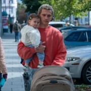 Proud - galeria zdjęć - filmweb