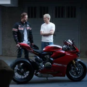 Proud - galeria zdjęć - filmweb
