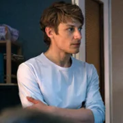 Proud - galeria zdjęć - filmweb