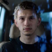 Proud - galeria zdjęć - filmweb