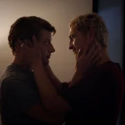Proud - galeria zdjęć - filmweb