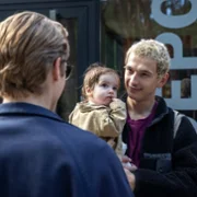 Proud - galeria zdjęć - filmweb