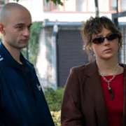 Proud - galeria zdjęć - filmweb