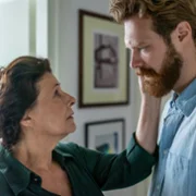 Proud - galeria zdjęć - filmweb