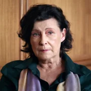 Proud - galeria zdjęć - filmweb
