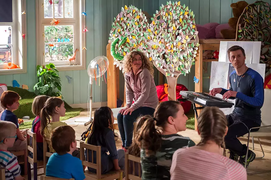 Kacper i Emma jadą w góry - galeria zdjęć - filmweb