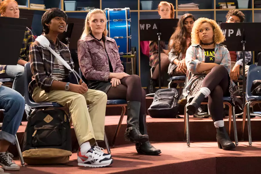 Schooled - galeria zdjęć - filmweb