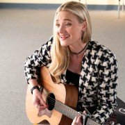 Schooled - galeria zdjęć - filmweb