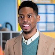 Schooled - galeria zdjęć - filmweb