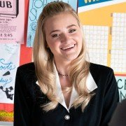 Schooled - galeria zdjęć - filmweb