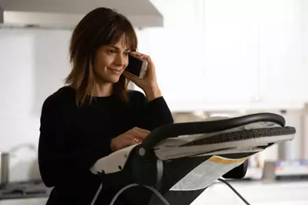 A Million Little Things - galeria zdjęć - filmweb
