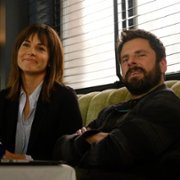 A Million Little Things - galeria zdjęć - filmweb