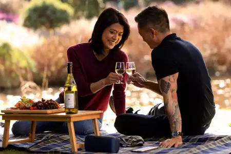 A Million Little Things - galeria zdjęć - filmweb