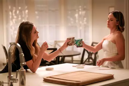 A Million Little Things - galeria zdjęć - filmweb