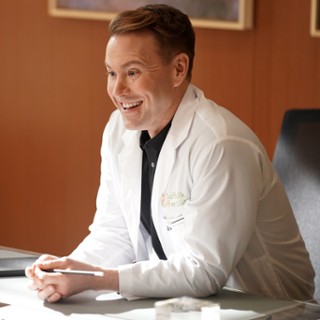 Dr Ashley Anderson