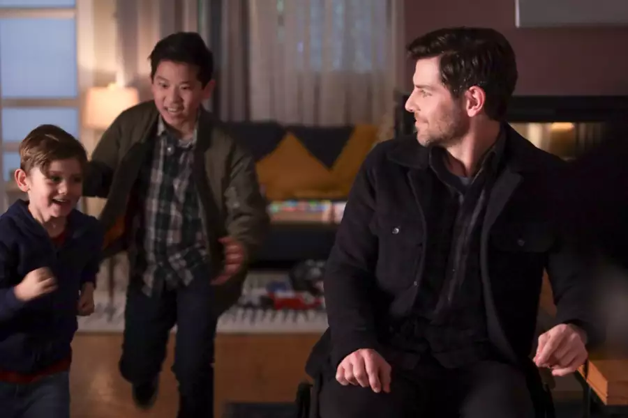 A Million Little Things - galeria zdjęć - filmweb