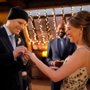 A Million Little Things - galeria zdjęć - filmweb