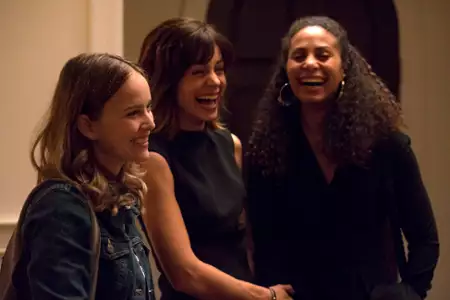 A Million Little Things - galeria zdjęć - filmweb