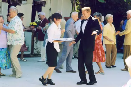 Eden - galeria zdjęć - filmweb