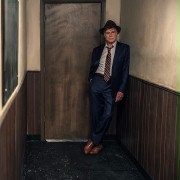 Gentleman z rewolwerem - galeria zdjęć - filmweb