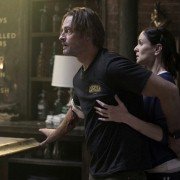 Colony - galeria zdjęć - filmweb