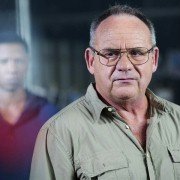 Colony - galeria zdjęć - filmweb