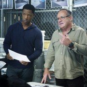 Colony - galeria zdjęć - filmweb