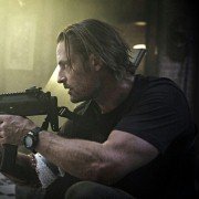 Colony - galeria zdjęć - filmweb