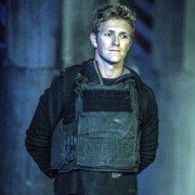 Colony - galeria zdjęć - filmweb